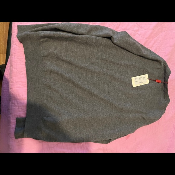 Sweater - Picture 2 of 7